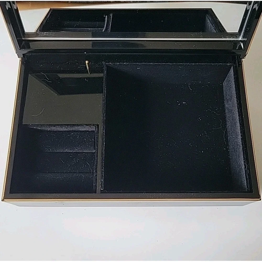 Otagirl‎ Vintage 80s Lacquard Rectangular Musical Jewelry Box Moonlight Sonata
